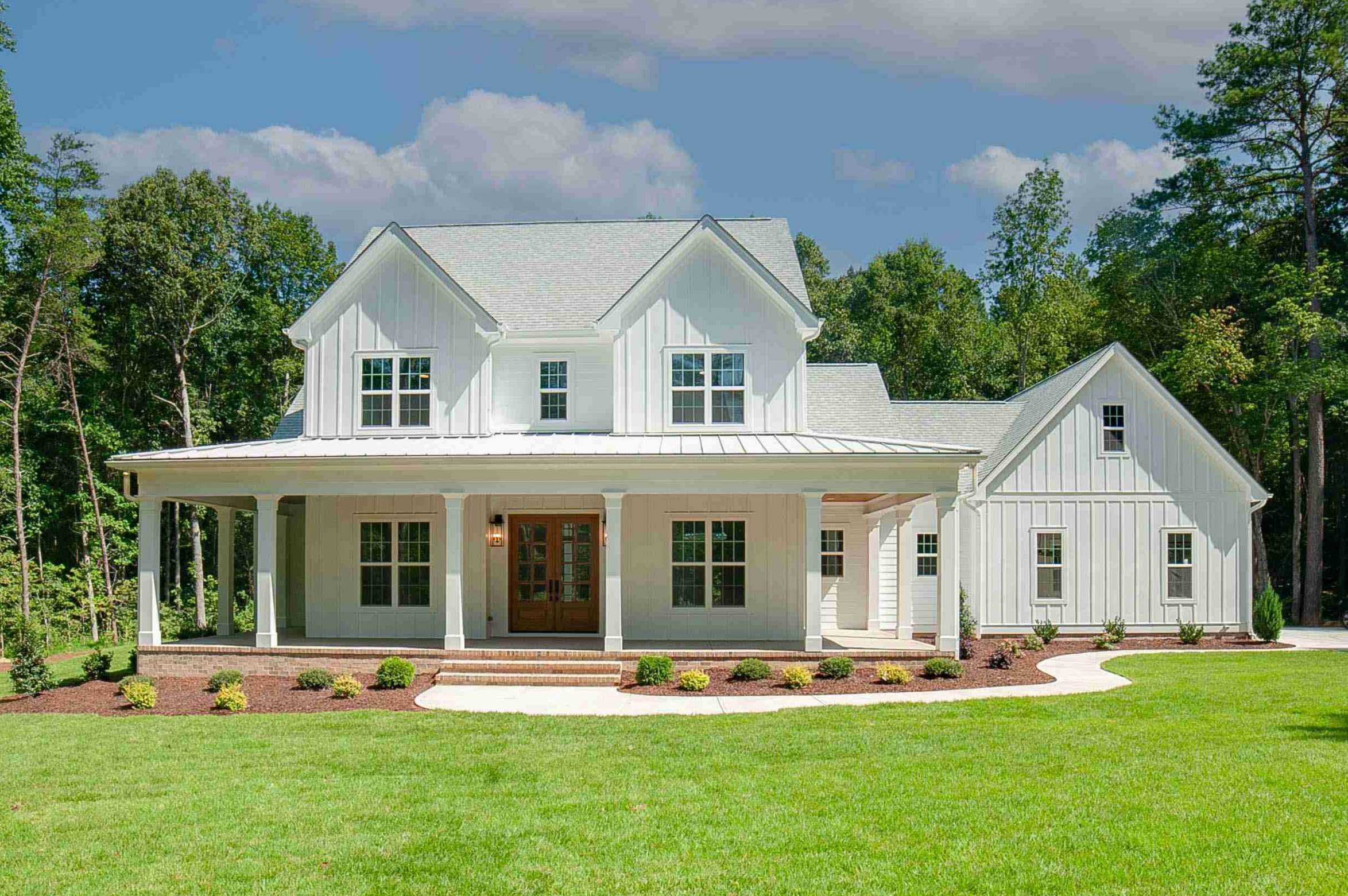 Modern Farmhouse Combines Form & Function | Prewitt-Douglas Custom Homes